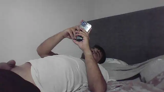 HotwifeAvcisiOlgunAdam webcam
