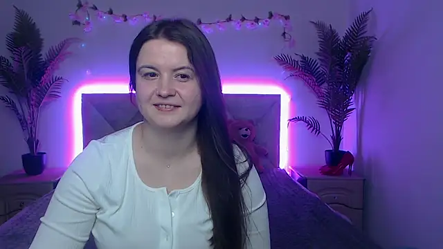 MavkaCute webcam