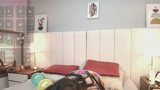 AlanaWesst webcam