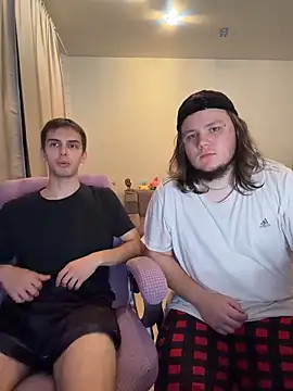 desiredude9 webcam