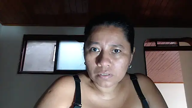 adrixxx38 webcam