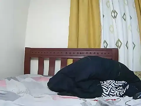Red_sauce live cam on StripChat