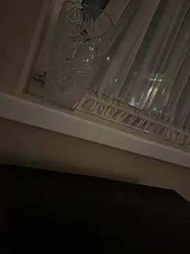 AngeLeeen live cam