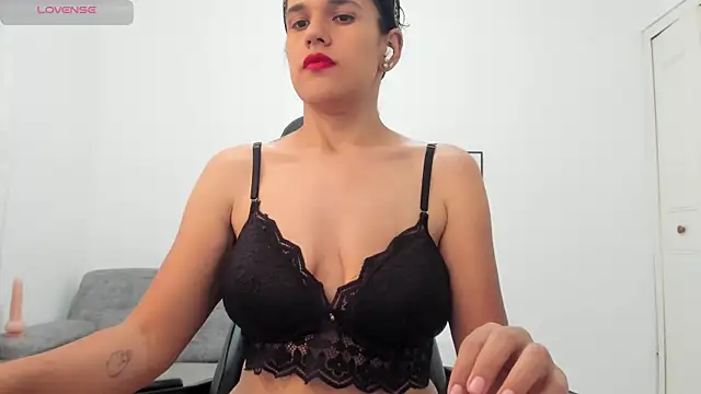 natalia_curvy1 webcam