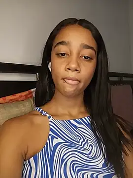 Zoe_Sweett18 webcam