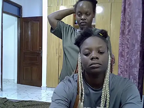 sexybaddies20 webcam