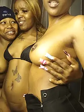freakylocky1 webcam