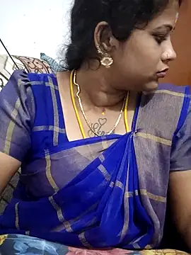 Jillukutty143 webcam