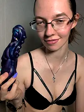 MrsCrazy18 webcam