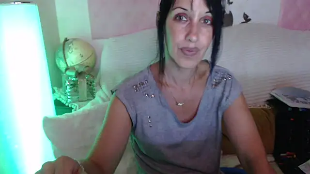 -Lou_ webcam