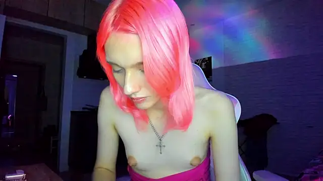 _Alice_Kitty live cam on StripChat