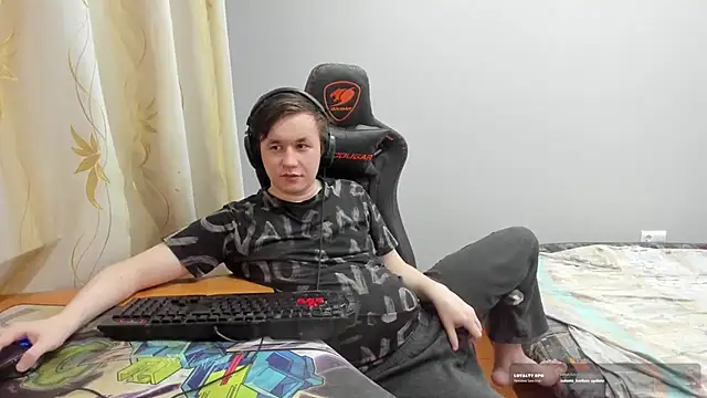 iliaskrislove webcam