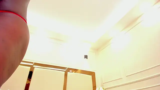 estrella_knight live cam on StripChat