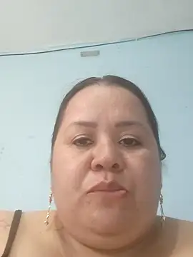 Lorena_Matture live cam on StripChat