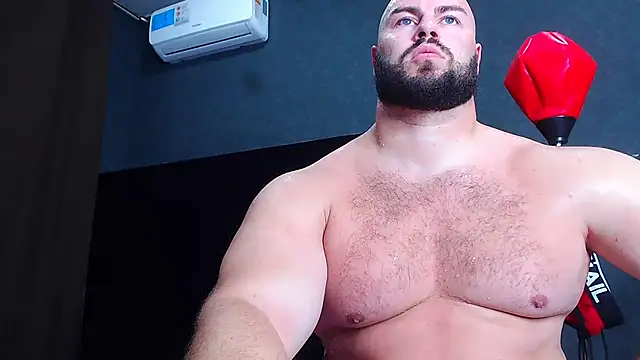 muscularjohnforuX webcam