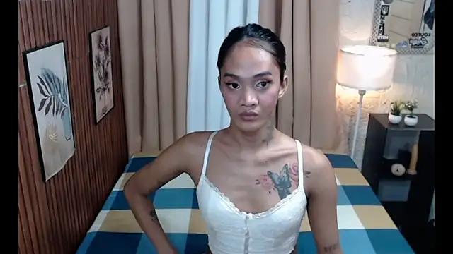 yoursexyyassy webcam