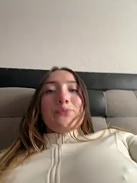 Valery_Salmons webcam