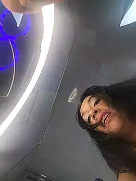 Shantey_Laurent live cam on StripChat