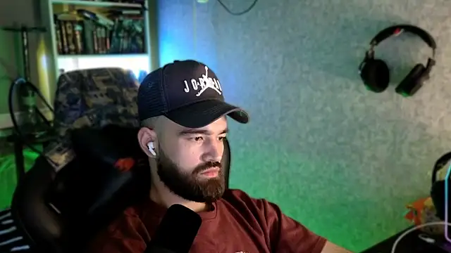 _Serious_Man webcam