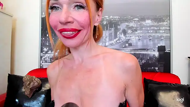 softlysoftlyasbeauty webcam