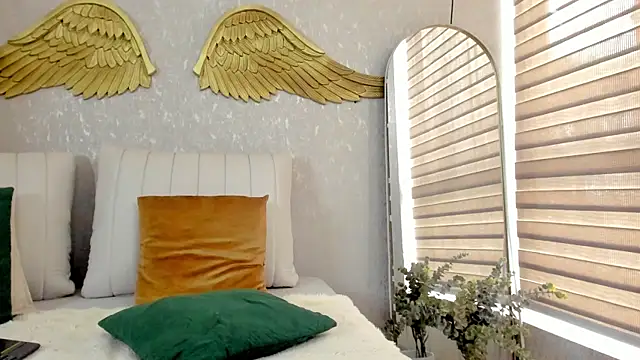 EmmaFerrary webcam