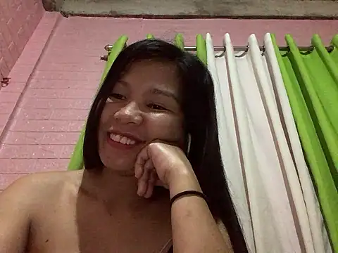 Cleo17 webcam