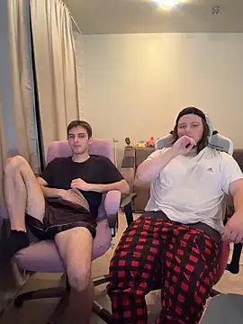 desiredude9 webcam