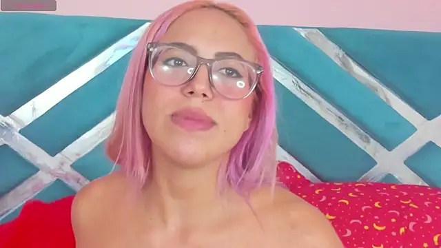 CristyBloom webcam