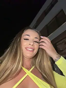 IsabellaEtthan live sex cam