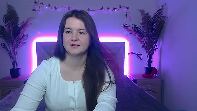 MavkaCute webcam