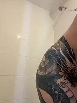 Lucy_699 webcam