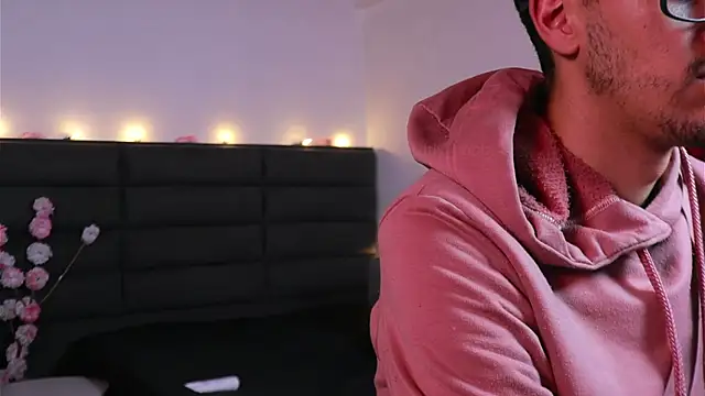 kathieandpovcock1 webcam