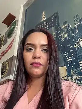 Sara-77 webcam