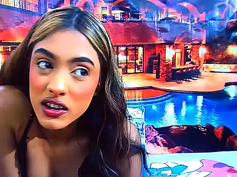 IndianPretty14u2Luv webcam