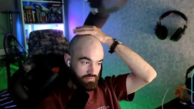 _Serious_Man webcam