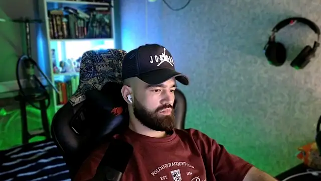 _Serious_Man webcam