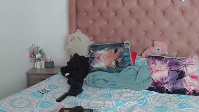 Sakura_and_yuki webcam
