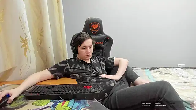 iliaskrislove webcam