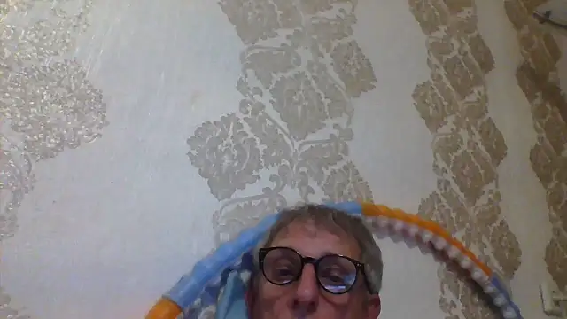BobbyXRoyal webcam