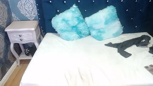 Sofiacowperx webcam