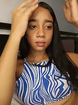 Zoe_Sweett18 webcam