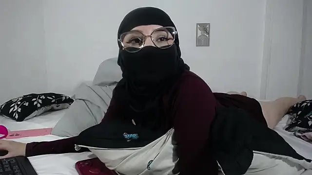 __Nahia webcam
