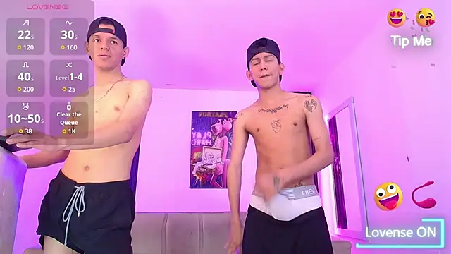 Marcus_and_Tony webcam