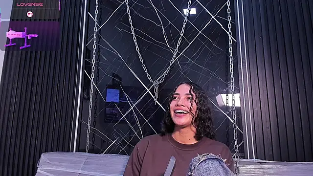 Megan_Duskk webcam