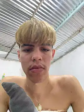Dani_boyTwink webcam
