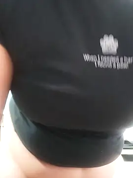 aisha_latina webcam