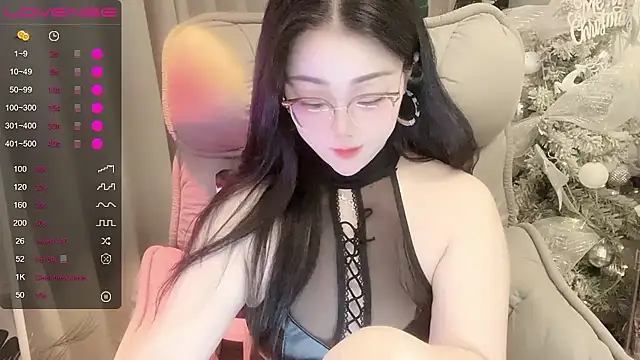 Monica-666888- webcam