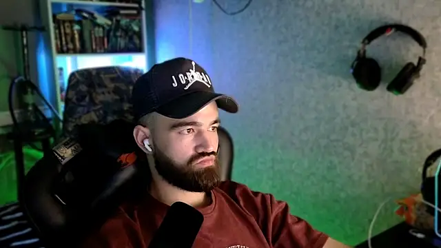 _Serious_Man webcam