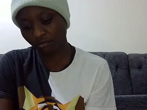 sweet_caci live cam on StripChat