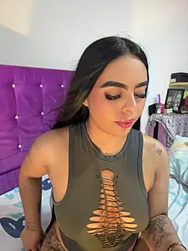 Aylin_Fox webcam
